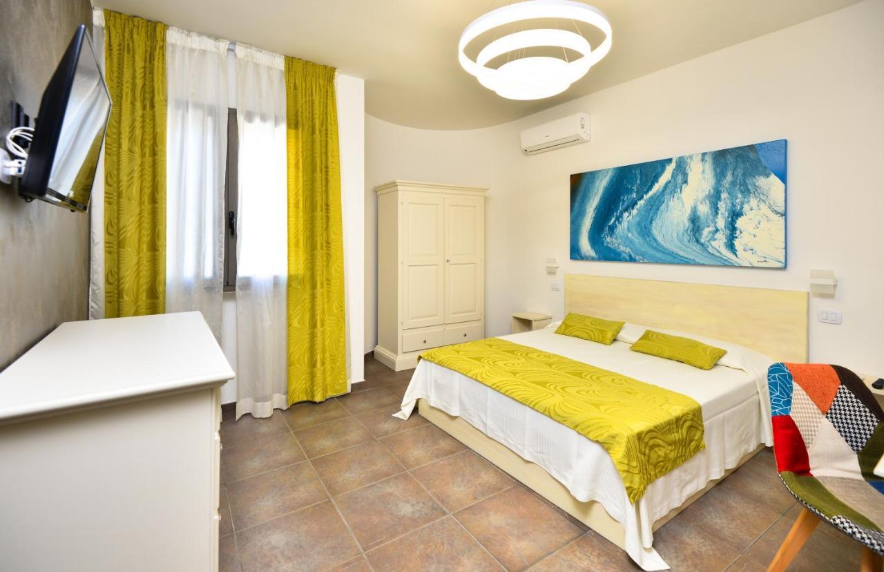 Damavi Suite 2 Torre dell'Orso Kültér fotó